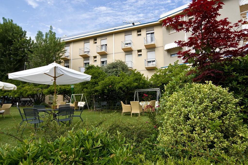 Hotel Janeiro Frontemare Lido di Jesolo Ngoại thất bức ảnh